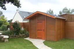 Cabane de jardin béton aspect bois