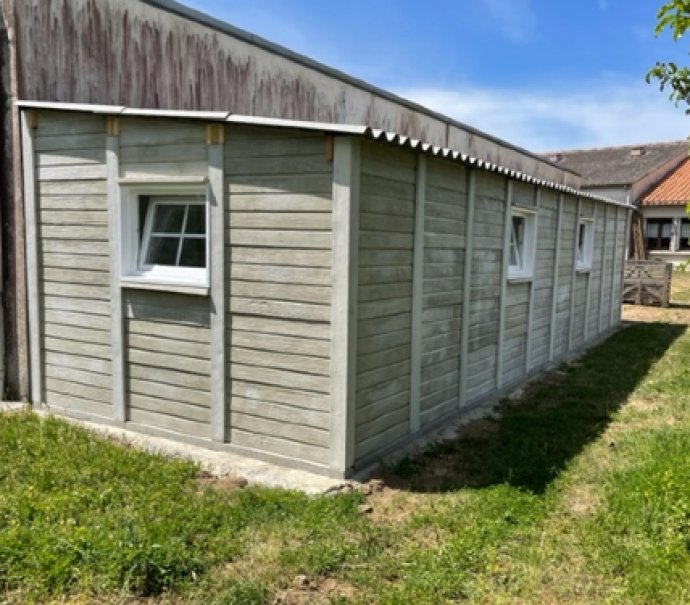 Abri de jardin en béton aspect bois 1 pente